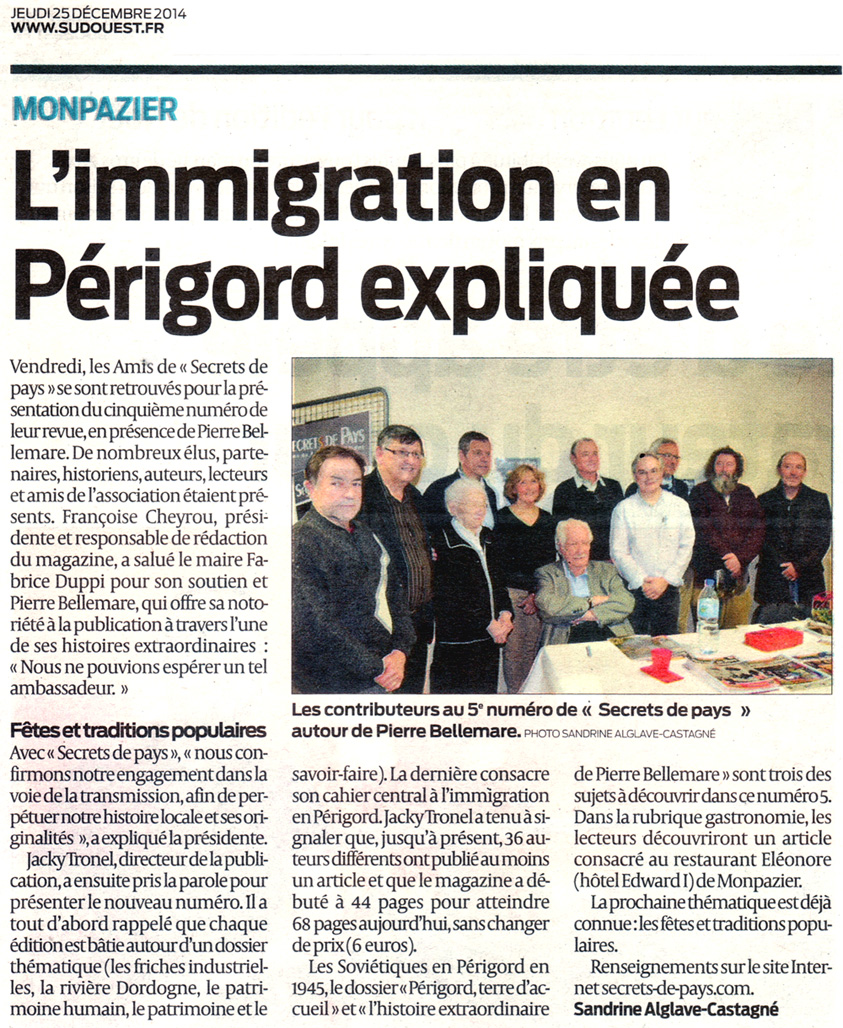 journal Sud-Ouest du 25 décembre 2014 au sujet du lancement du magazine Secrets de Pays n° 5 à Monpazier